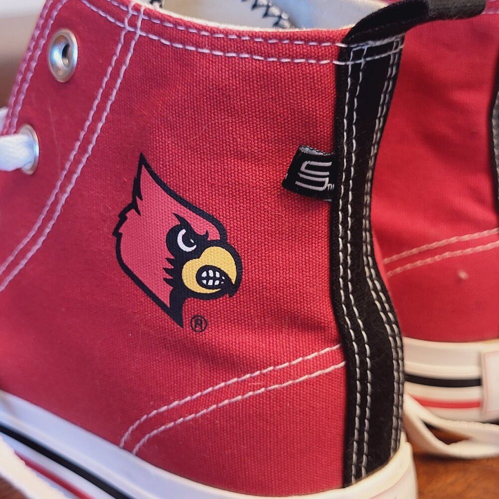 Skicks ~ Sz Women's 6M~ U of L Cardinal ~ High Top Sneakers ~Excellent Condition - Picture 3 of 9